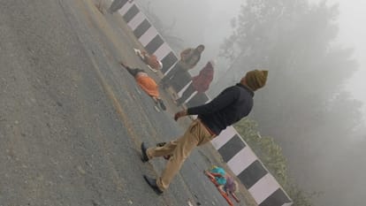 Shahjahanpur Road Accident 12 devotees died in accident on Bareilly Highway