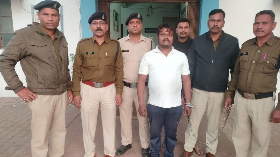 young man attacked and killed his aunt with stick in Dhamtari