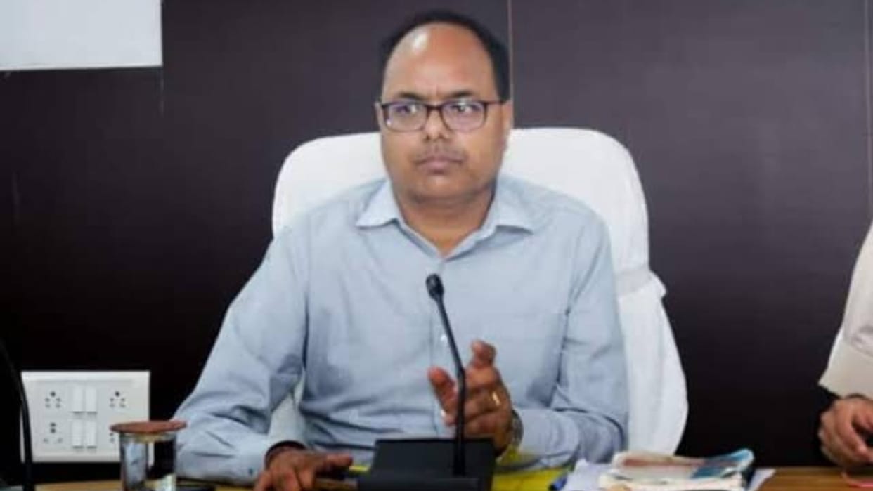 Bihar News : After CM Nitish Kumar government IAS Transfer bihar today, Patna School open DM order today