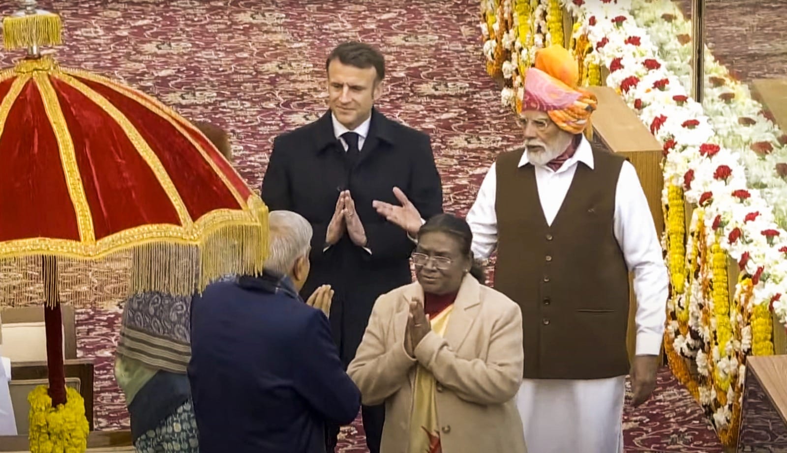 फ्रांस के राष्ट्रपति इमैनुएल मैक्रों और पीएम मोदी