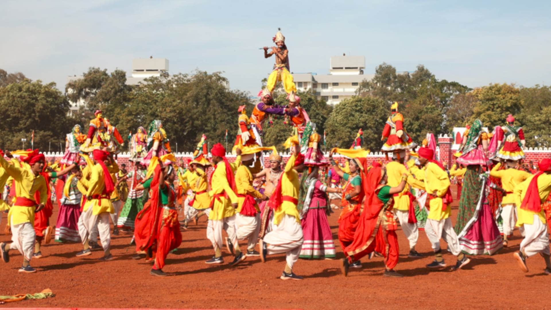 Republic Day: Governor Mangubhai Patel hoisted the national flag at the state level function