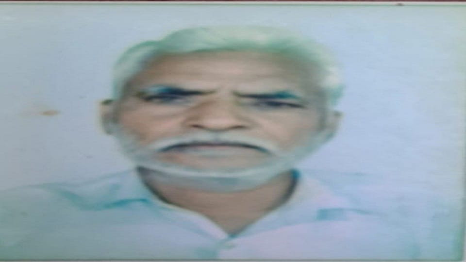 Death of middle aged man under suspicious circumstances