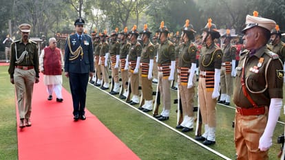Rajasthan News: 75th Republic Day celebrated with parade and cultural programs, tableaux also taken out