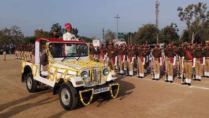 Rajasthan News: 75th Republic Day celebrated with parade and cultural programs, tableaux also taken out
