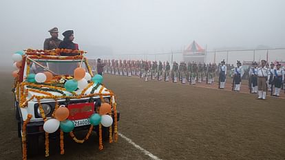 75th Republic Day 2024 Divisional Commissioner took the salute of the parade in Bareilly Police Line