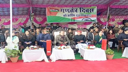 Republic Day 2024: शिमला में राज्यपाल ने फहराया तिरंगा, हर जिले की संस्कृति के दिखे रंग, देखें शानदार तस्वीरें republic day 2024 india: Governor unfurled the national flag at shimla, mesmerized by the grand parade, Colors