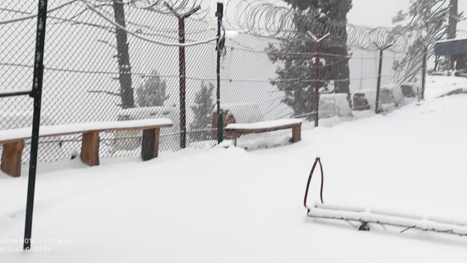 jammu kashmir weather update: snowfall in hilly rain in plain sunshine in some areas