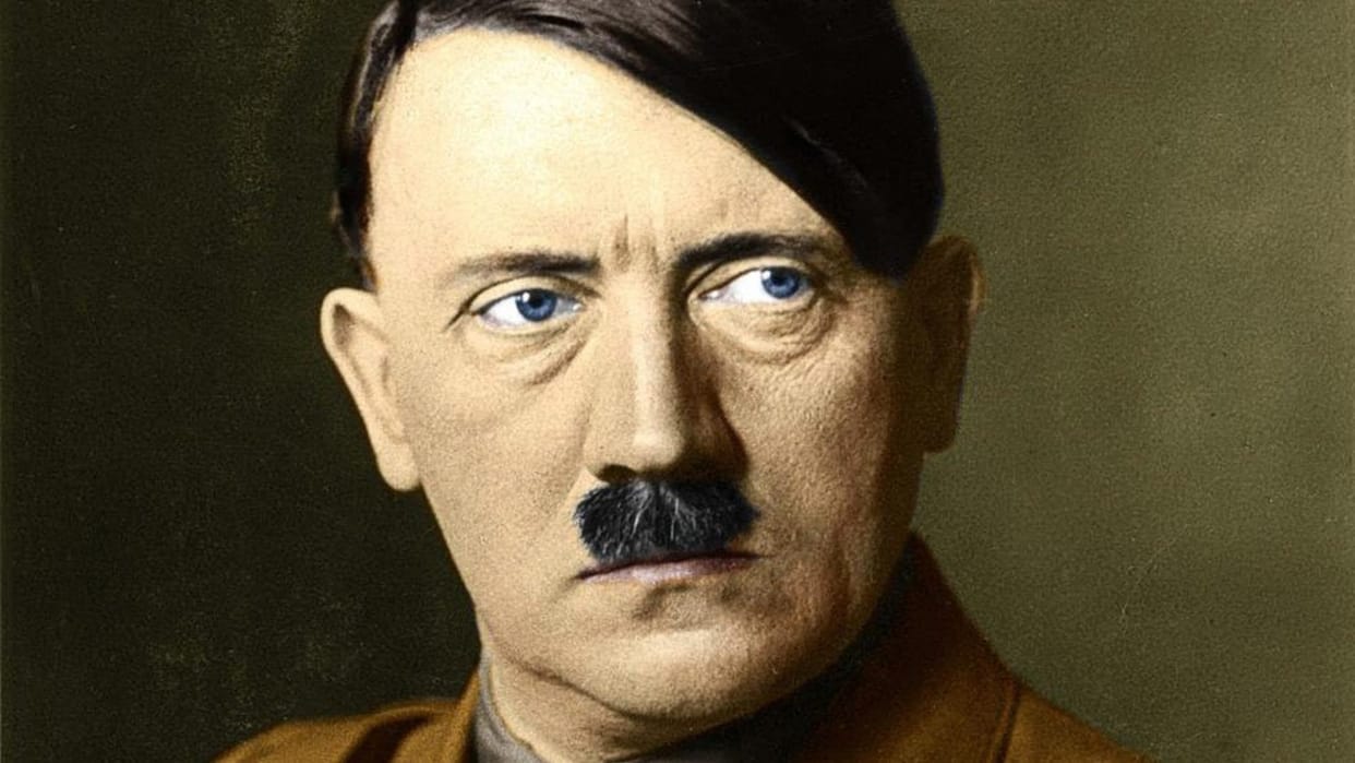 adolf hitler sported odd moustache how nazi tyrant looked when he was young