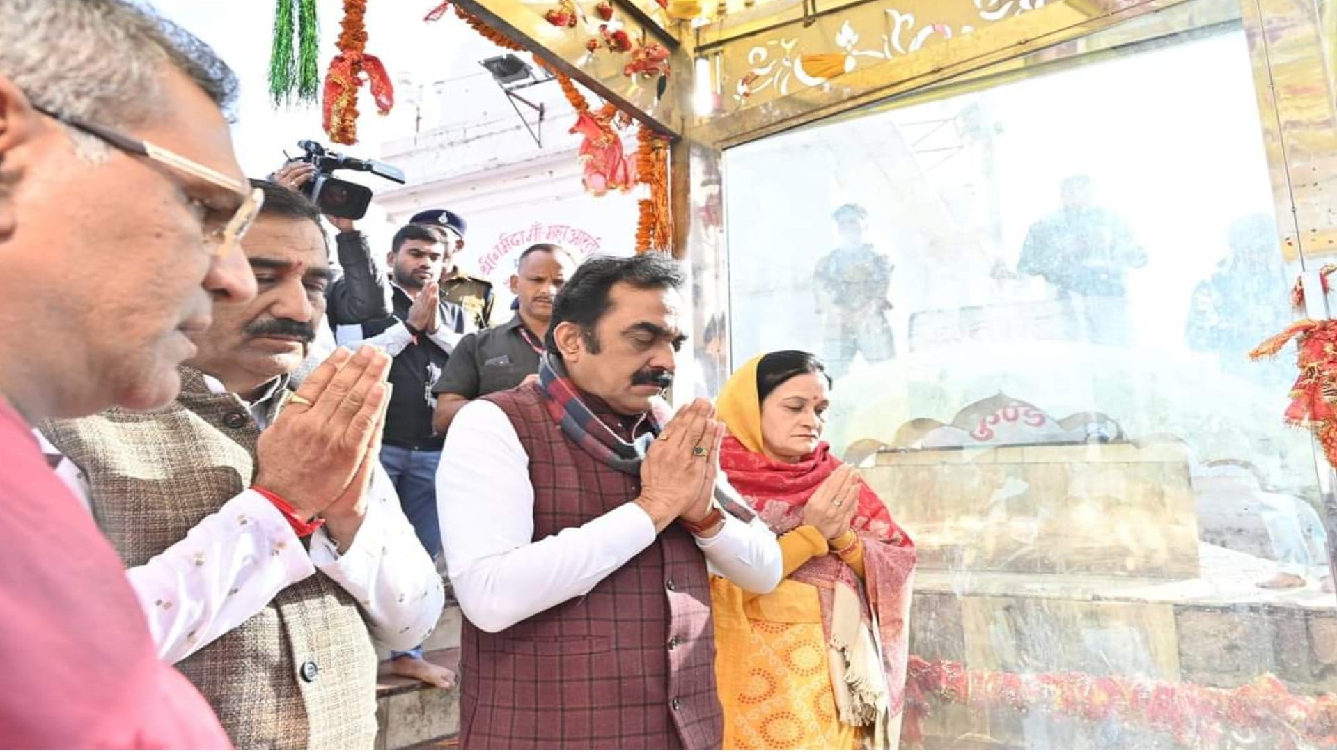अमरकंटक पहुंचे लोक निर्माण मंत्री राकेश सिंह