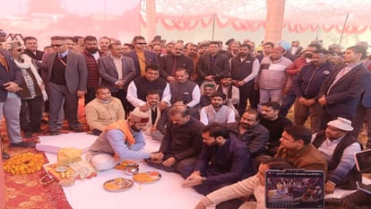 CM Sukhu Una Visit: मुख्यमंत्री ने गगरेट में मिनी सचिवालय और अन्य विकासात्मक कार्यों की आधारशिला रखी CM Sukhu Una Visit: laid the foundation stone of Mini Secretariat and other developmental works at Gagret