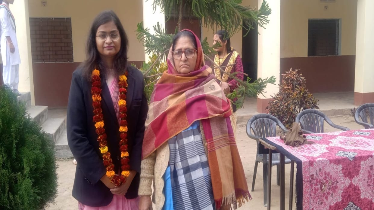 Spirit did not break even after father's death, daughter became District Minority Welfare Officer