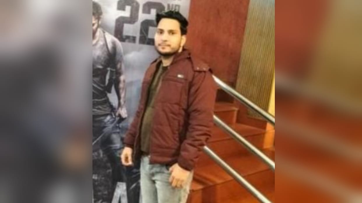 youth playing cricket died due to heart  attack in Shamli, chaos among family