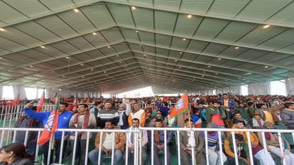 CM Yogi Adityanath reached budaun and inaugurates HPCL Compressed Biogas plant