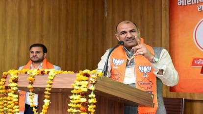 भाजपा प्रदेशाध्यक्ष सीपी जोशी