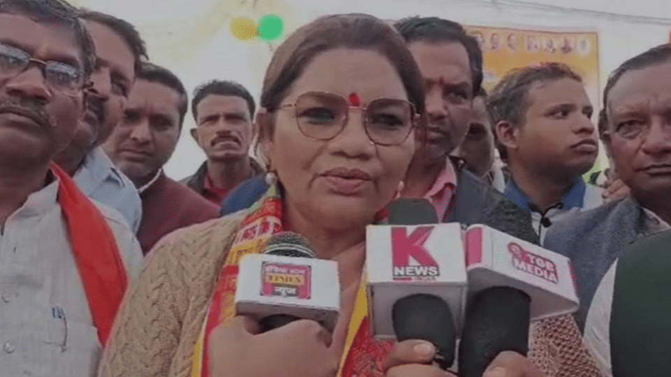 BJP MLA Renuka Singh gave strict instructions to officers