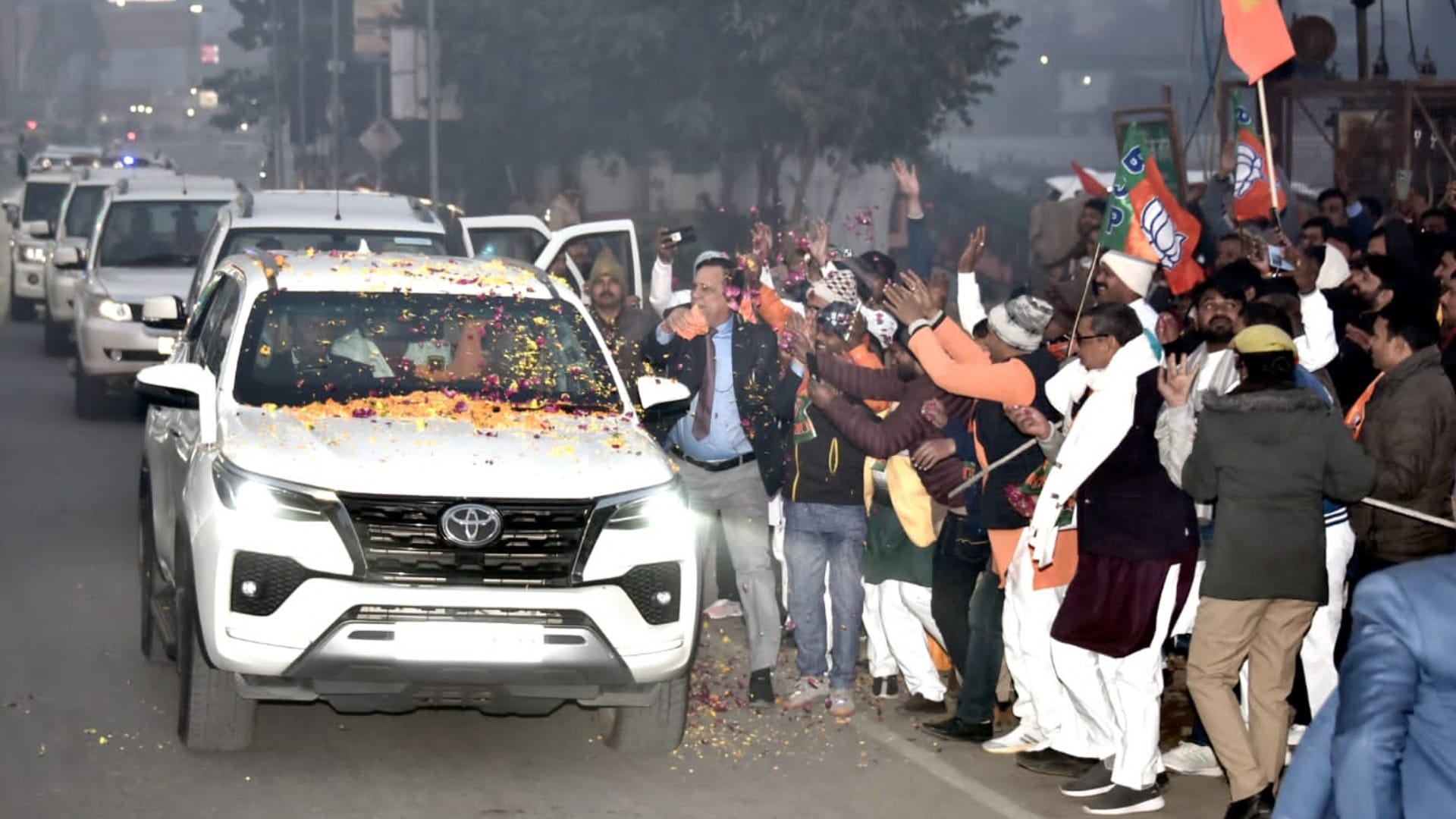CM Yogi Adityanath arrived to Gorakhdham temple after Pran Pratishtha.