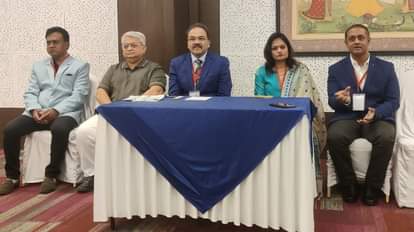 आंखों के विशेषज्ञ