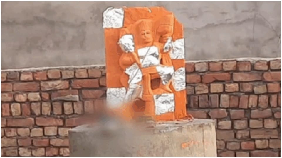 Anti-social element placed shoe near statue of Hanuman ji in Bharatpur
