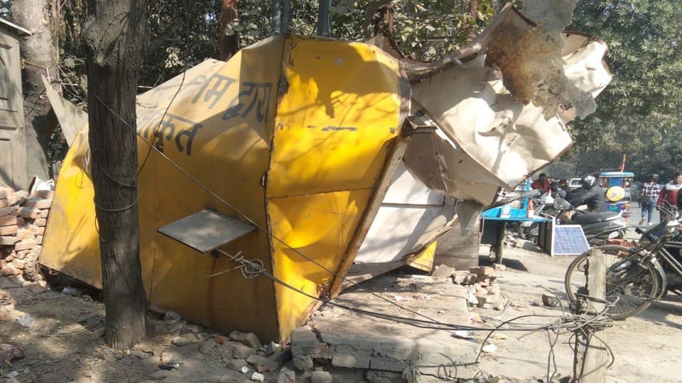 Bulldozer runs on para player's stall in green belt