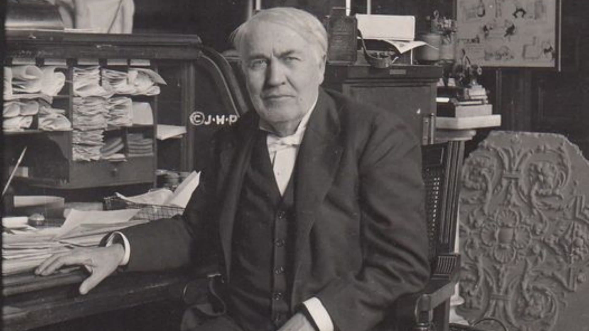 Thomas Edison Mothers letter changed the world know about bulb invention experiment story
