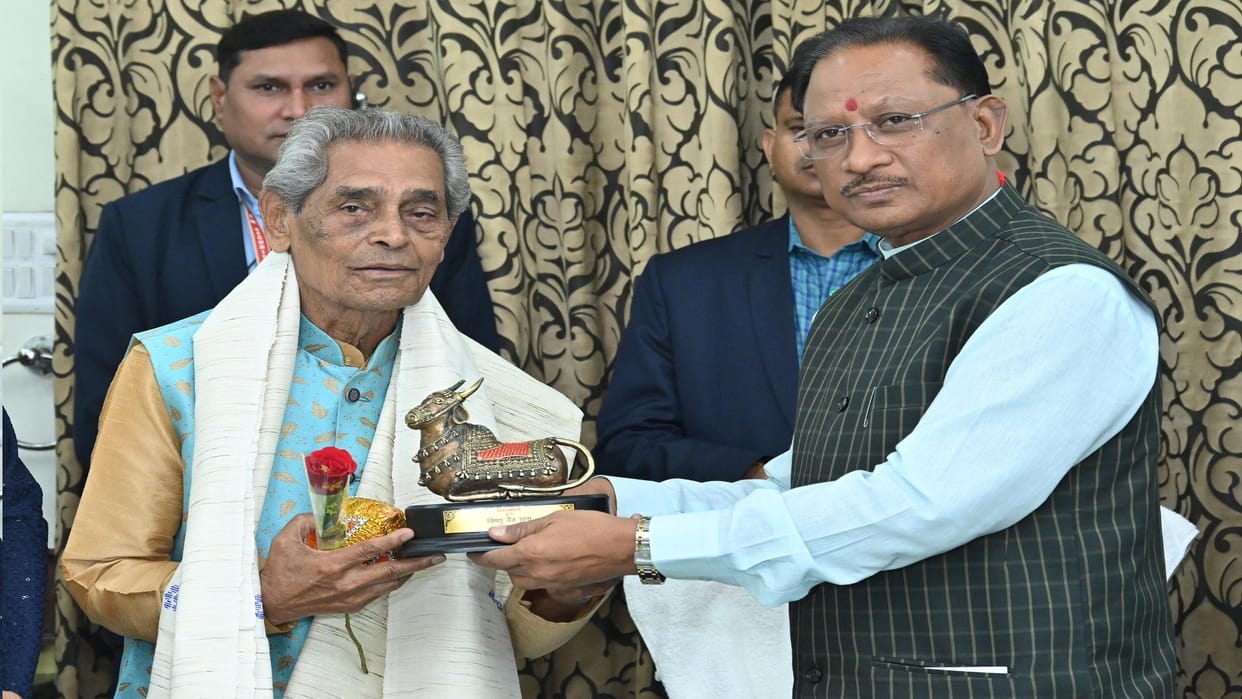 Chhattisgarh: When Ramlal Bareth was four years old, Maharaja Chakradhar Singh recognized his talent