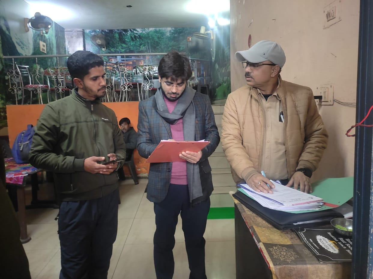 Dehradun News Administration raids hotels and restaurants serving meat