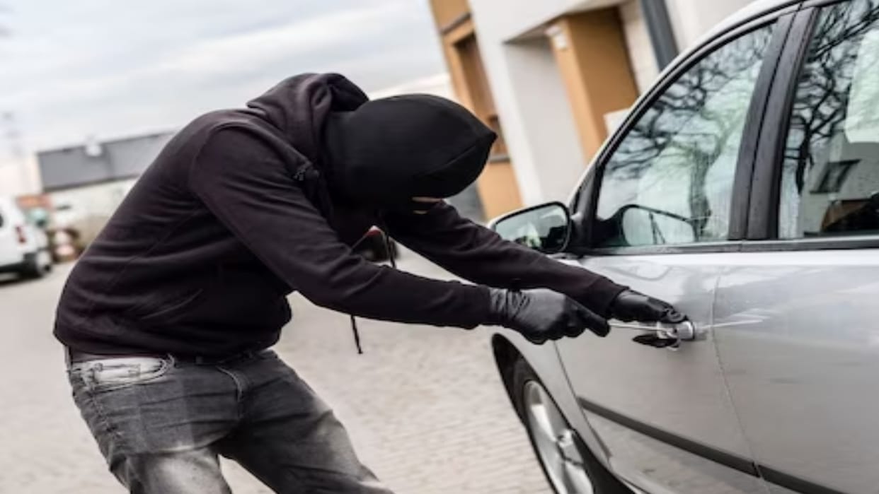 25 thousand cash, gold ring stolen from saint's car, report filed against three