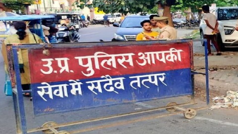 Amroha: Youth patrolled on Leopard bike, constables handed over government vehicle to friends, video viral