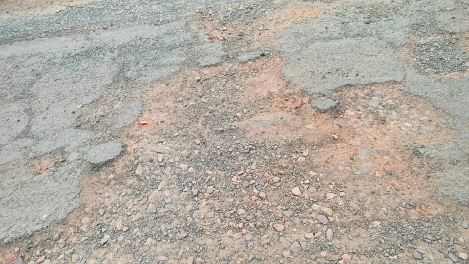Potholes on Vijaygarh-Gopi road