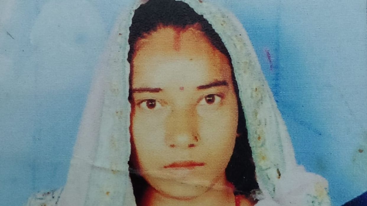 woman commits suicide after dispute with her husband in Bareilly