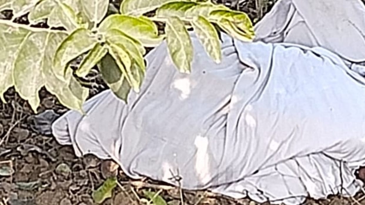girl murdered and body thrown in CBganj area of Bareilly