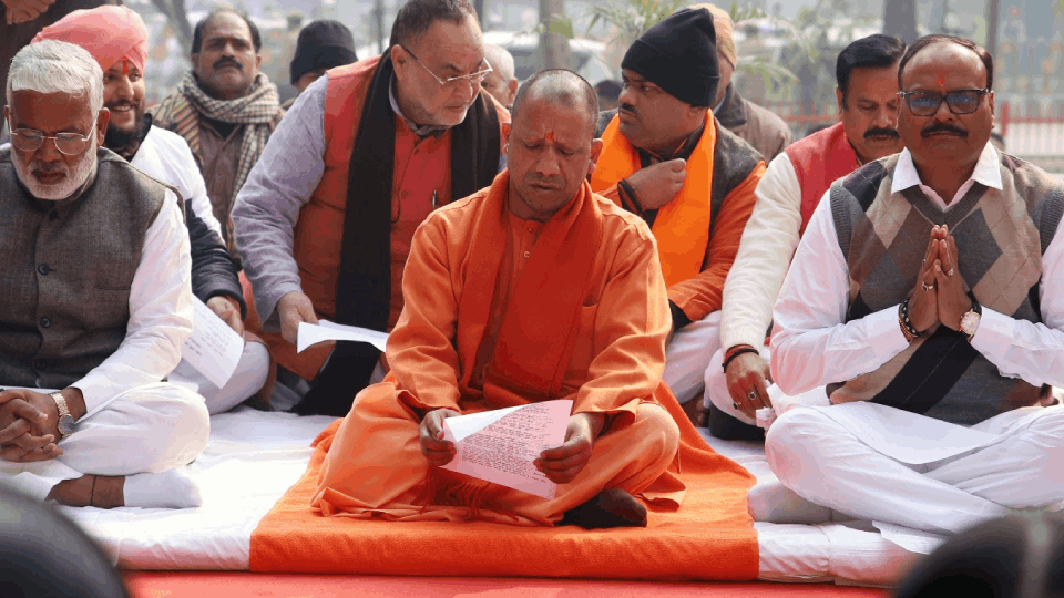 Mahatma Gandhi 76th death anniversary CM Yogi remembered Bapu Said Incredible symbol of humanity