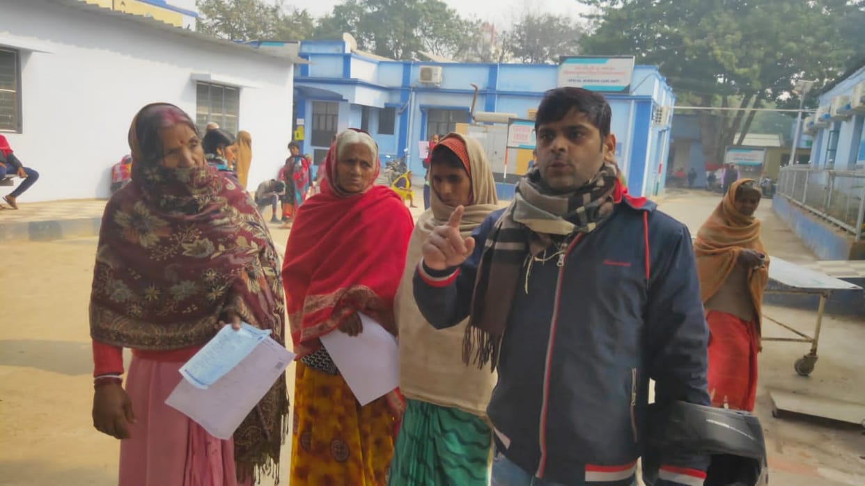Nalanda: Miscreants entered house and opened fire, 4 women injured; Allegation of attack on Mukhiya Pratinidhi