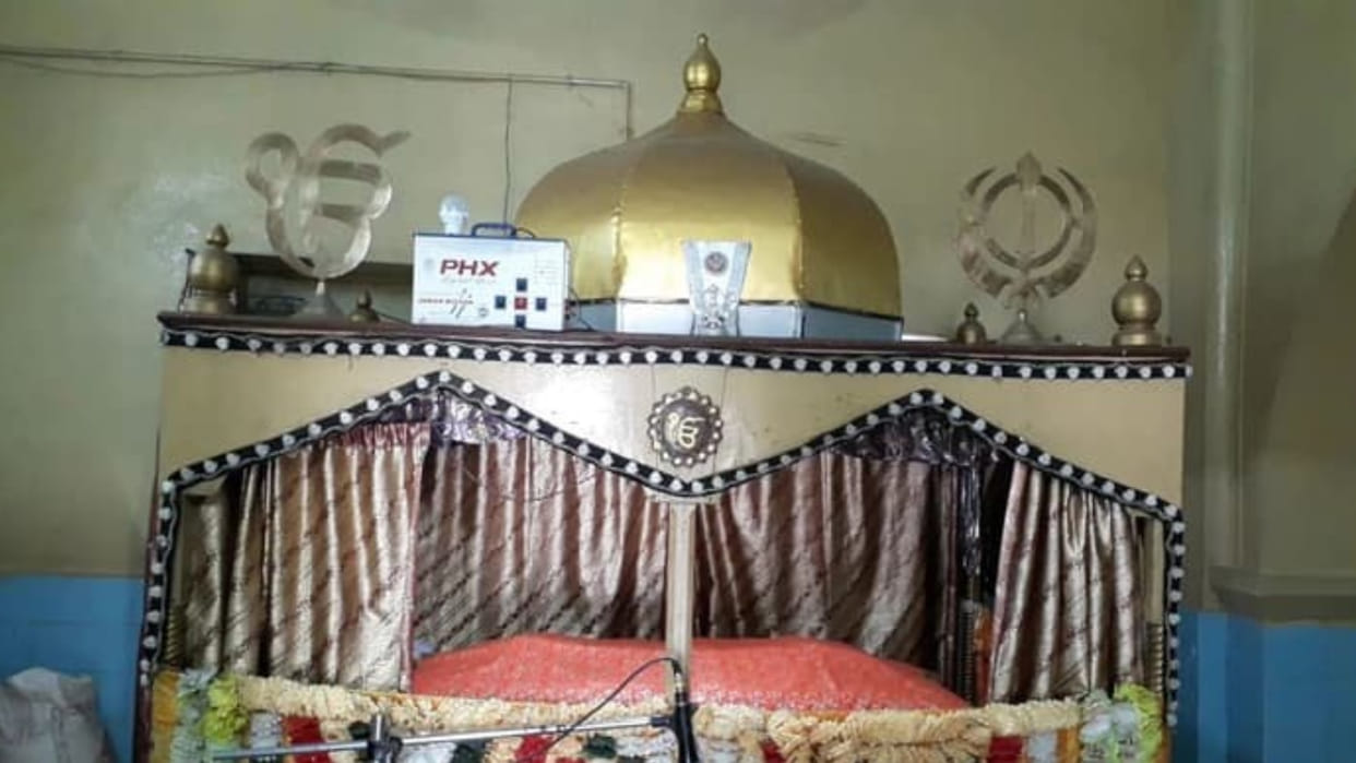 Mahatma Gandhi had laid the foundation of this Gurudwara in Damoh in 1933
