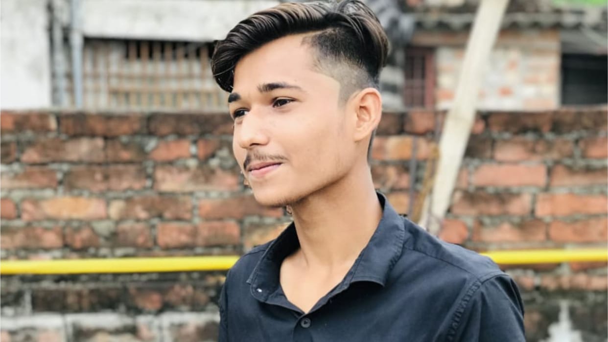 Young man died in road accident on Ganesh Chaturthi in Varanasi