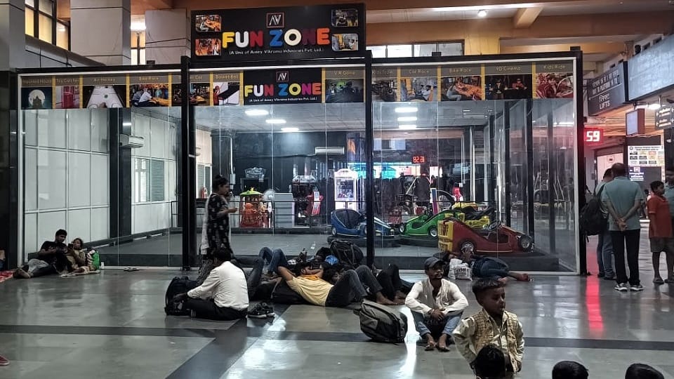 Gaming zones at railway stations did not operate even for a year