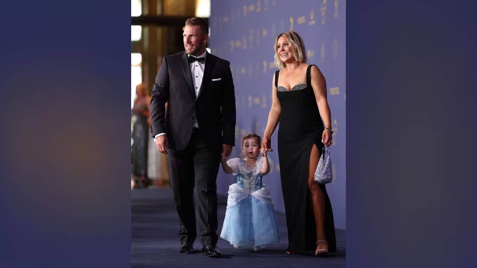 Australia Cricket Awards: Ellyse Perry Stunning Look; Usman Khawaja, Starc, Cummins With Their Wives, Photos