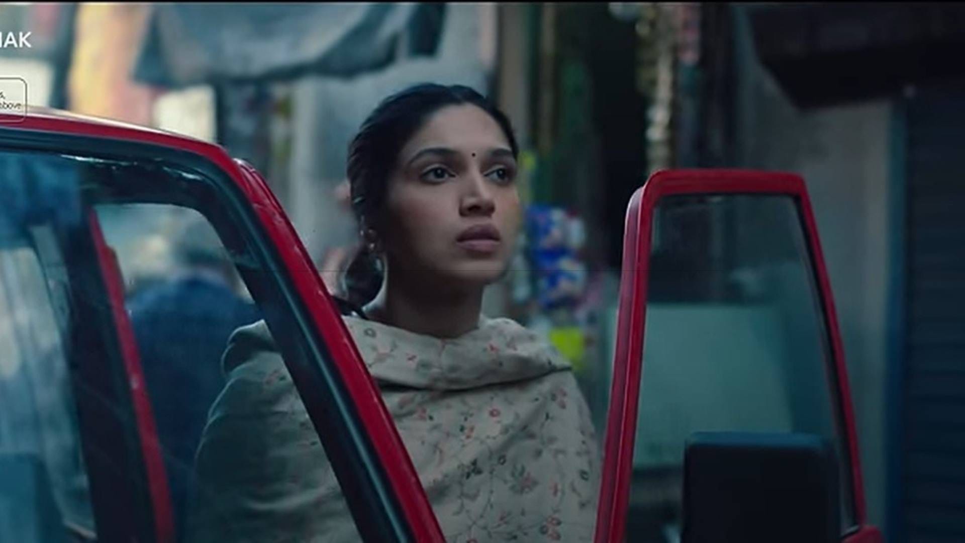 Netflix Film Bhakshak star Bhumi Pednekar gets a gold coin from her mother actress shares long note