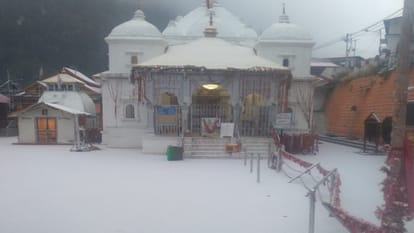 Uttarakhand Weather: Snowfall in Harshil Valley