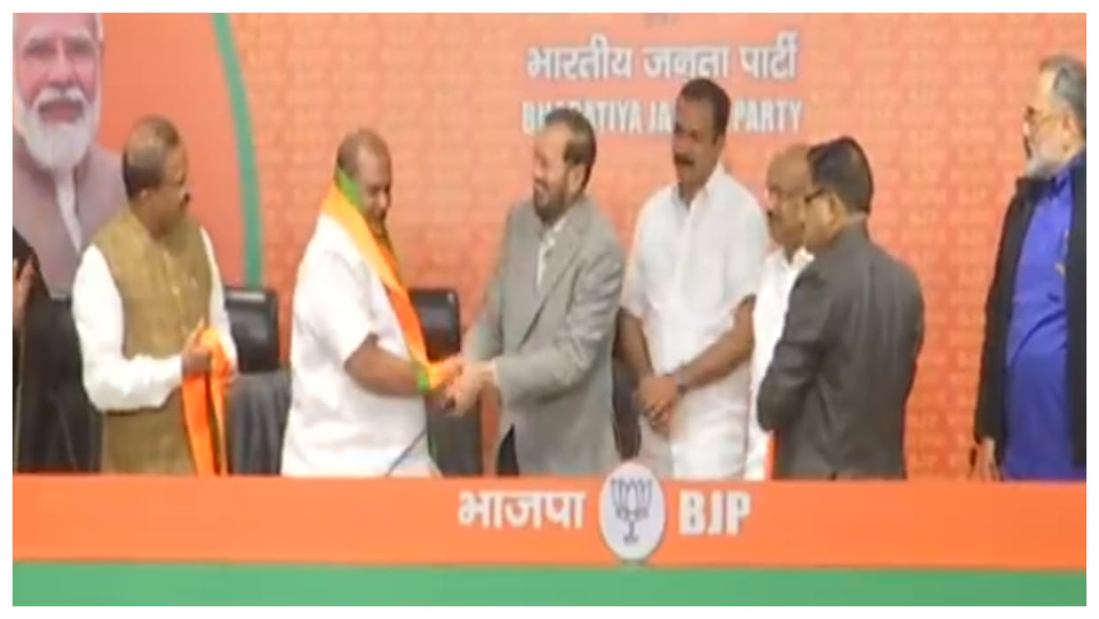 Kerala Janapakasam (Secular) Party merged with BJP, PC George said - impressed by PM Modi's development work