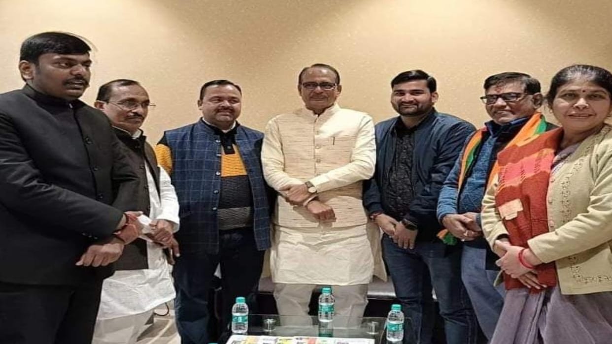 Chief Minister of Madhya Pradesh reached Prayagraj, called for preparations for Lok Sabha elections.