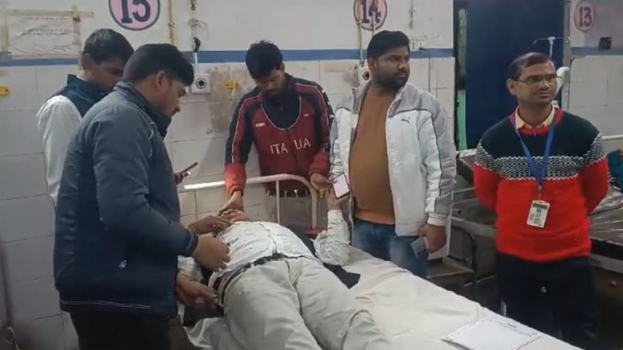 Dholpur Sarpanch of Kunkra-Mankra Panyat was surrounded and beaten on way case of old rivalry