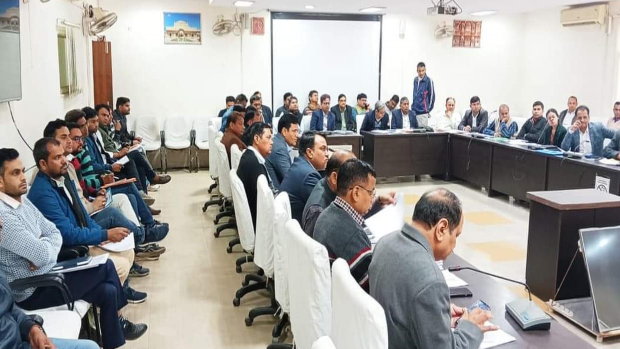 Dausa Collector says get pending complaint case resolved on contact portal in quality and time