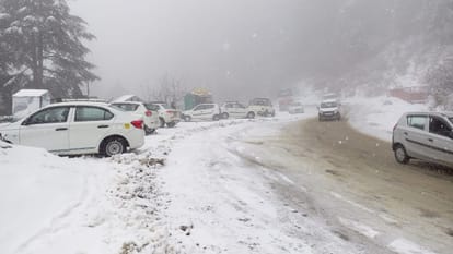 Himachal Weather update: snowfall and rainfall recorded in state, many roads and  power transformers stalled.
