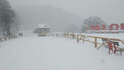 Himachal Weather update: snowfall and rainfall recorded in state, many roads and power transformers stalled.