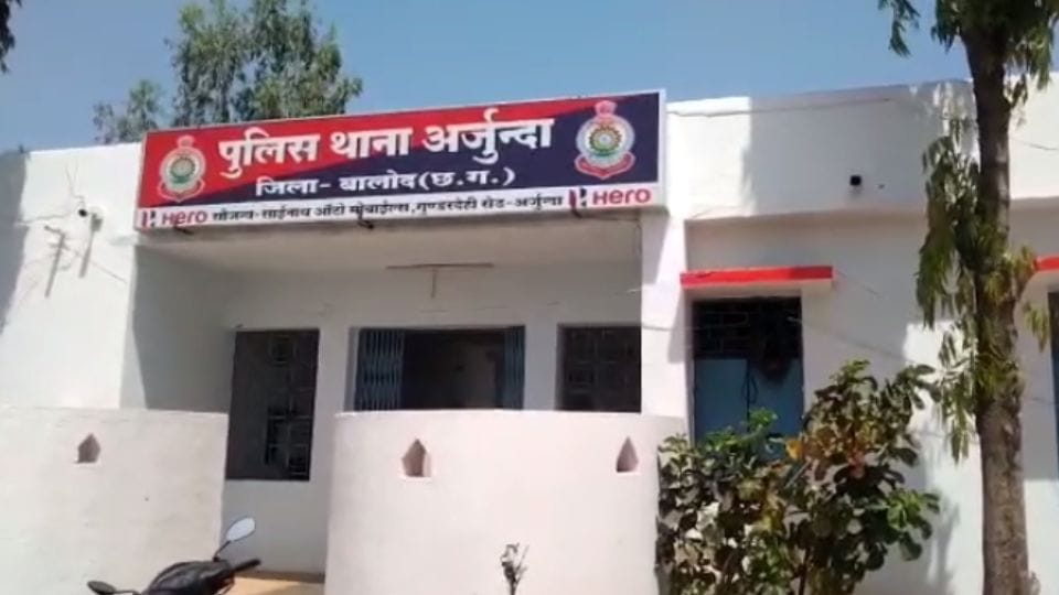 police Arrested delinquent child accused in murder case in Balod