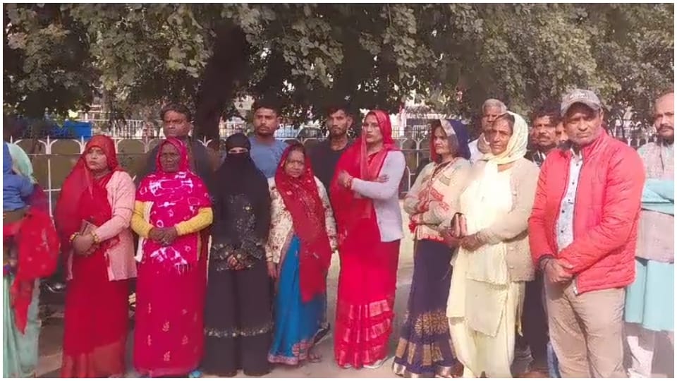 Demand for removal of Bari Municipality Chairman Kamlesh Devi