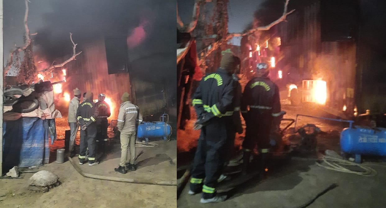 Fire broke out due to short circuit in the container, 96 bikes burnt, loss of about Rs 1.5 crore