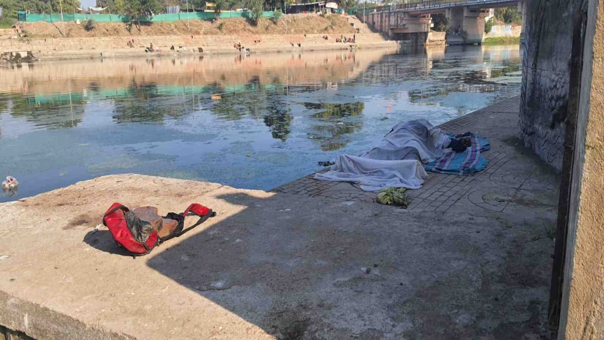 Ujjain: Police recovered the body of a person who drowned in Shipra river.