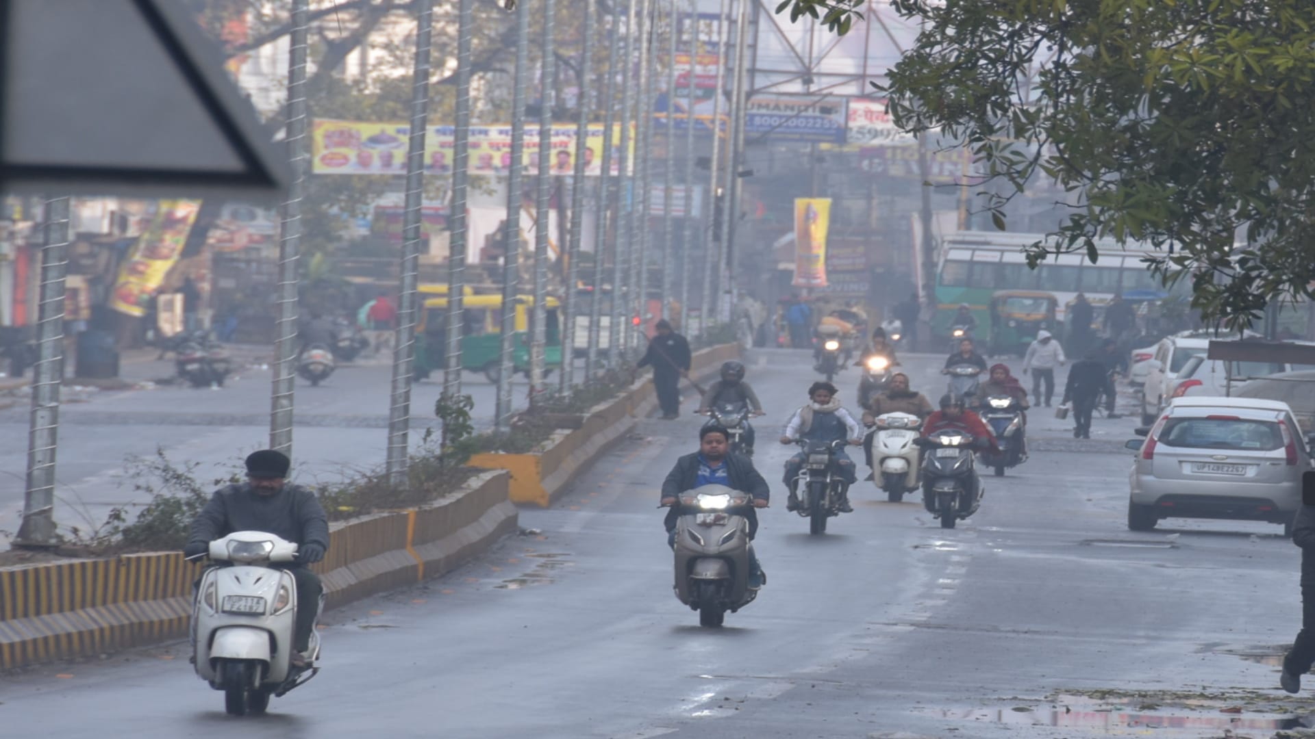 Rain with hailstorm and mountain like view seen in Saharanpur, see pictures